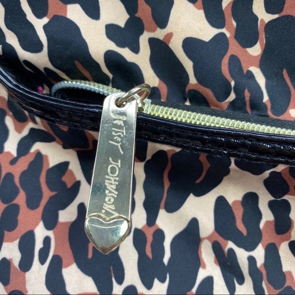 Betsey Johnson Half Moon Shoulder Bag Brown OS - Picture 7 of 9